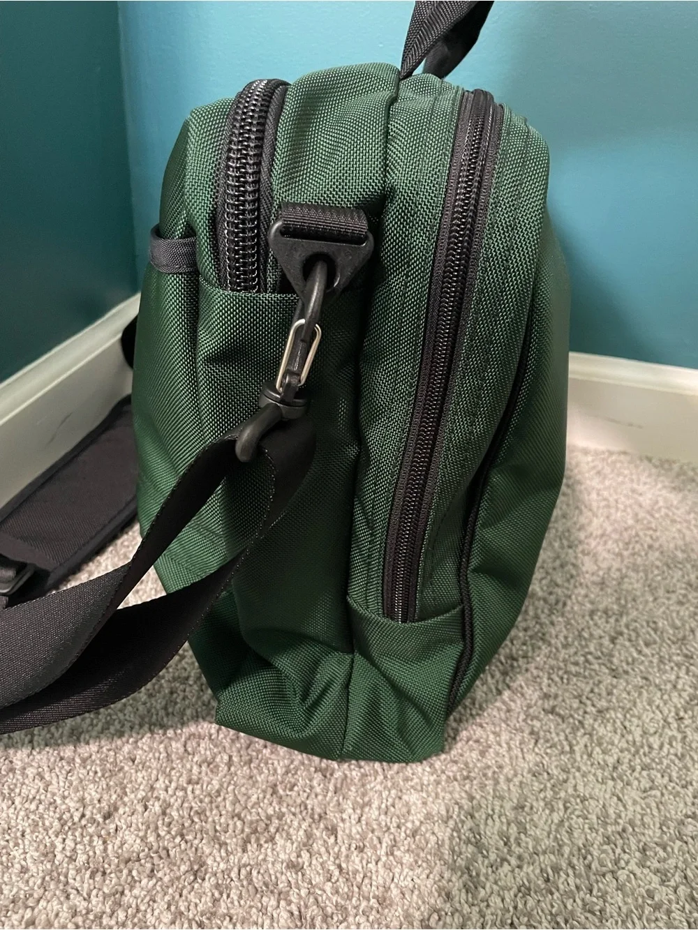 Tom Bihn tom bihn